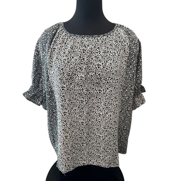 LOVE OLIVE CO | Black White Floral Blouse 100% Cotton Top NWT | Medium - Picture 2 of 8